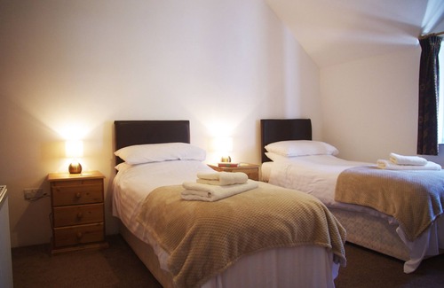 Llanllwchaiarn Cottage | Ty Ceiniog, New Quay