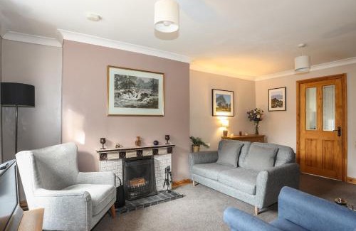 Llanystumdwy House | Ty Eiddew Ivy House
