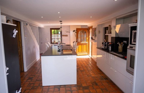Trebeurden House | Ty goas treiz · Ty Goas Treiz Pool and view