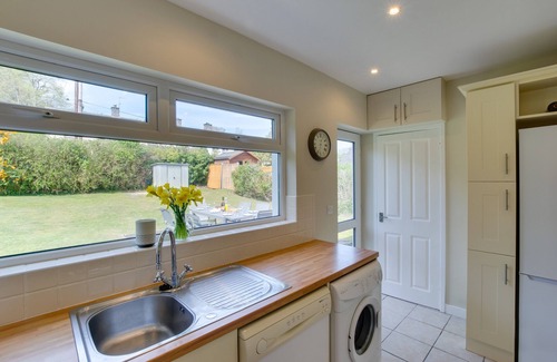 Llanbedrog House | Ty Gwyn - Four Bedroom House, Sleeps 8