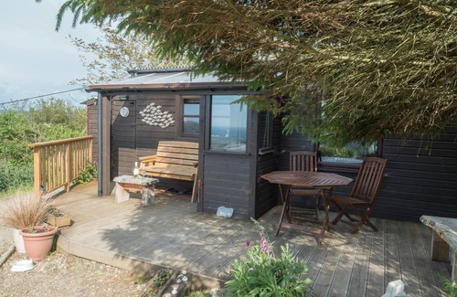 Newport Cottage | Ty Pren, Newport - Two Bedroom Cottage, Sleeps 4