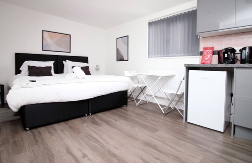 Penylan Apartment | Tŷ Suites 7 - NEW Aparthotel in Cardiff