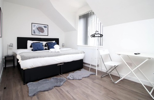 Penylan Apartment | Tŷ Suites 9 - NEW Aparthotel in Cardiff