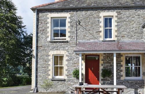 Capel Bangor House | Tyllwyd Farmhouse
