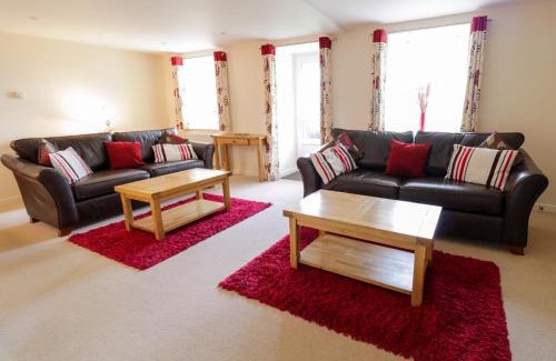 Dyffryn Ardudwy House | Tyn Y Buarth