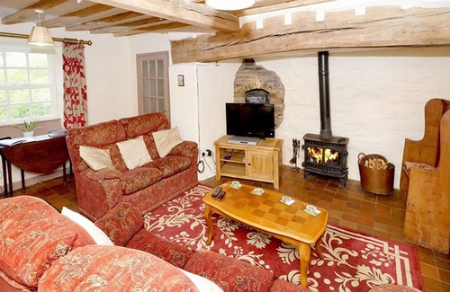 Mawddwy Cottage | Tyn Y Ceunant - Three Bedroom Cottage, Sleeps 6