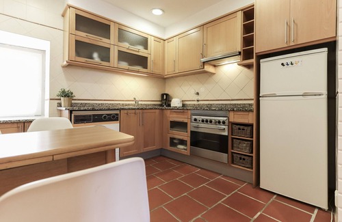 Sao Cristovao e Sao Lourenco Apartment | Typical Mouraria by Homing