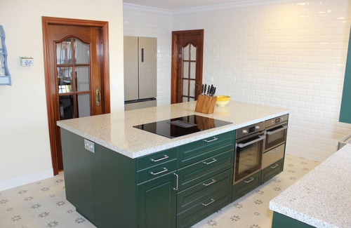 Torrequebrada Villa | Typical Spanish villa, ideal for 2-3 families. Saltwater pool, Wi-Fi.
