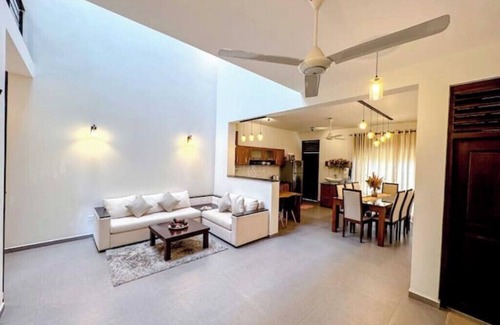 Thalawatugoda House | U & D Stay Thalawathugoda