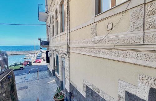 Aci Trezza Apartment | U lettu da zita Acitrezza