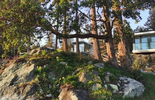 Powell River Apartment | U19 Seaside Serenity: Seal Bay Glamping Retreat