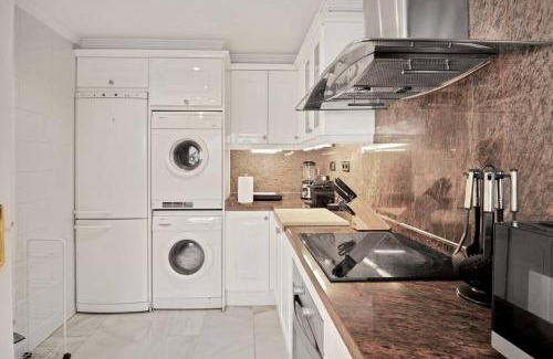 Nueva Andalucia Apartment | Ubicación y vistas panorámicas en Nueva Andalucía - MAGNA MARBELLA 108