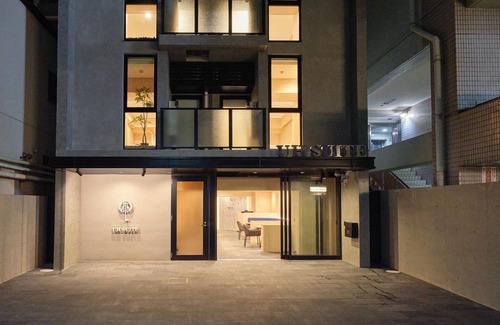 Namba Apartment | UH SUITE NAMBA STATION