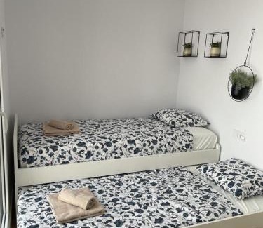 Port de Sagunt Apartment | UIM Mediterraneo Poeta 5 Wifi