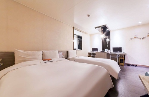 Uiwang Hotel | Uiwang IMT