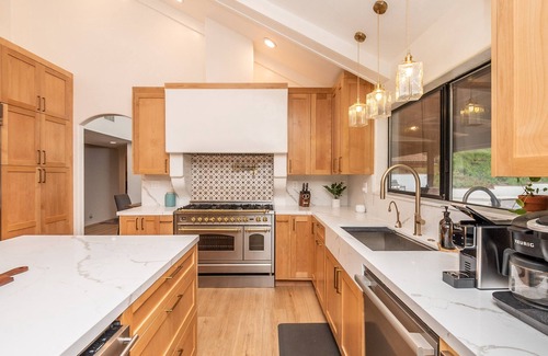 Kit Carson House | Ultimate Escape: GameRoom, EV Charger, Pool & Spa