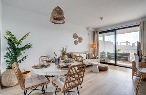 La Gaspara Apartment | Ultimate Rentals - Casa one80 - Charming 2BR Apartment - Terrace & Parking