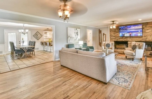 Gainesville House | Ultimate Vacation Resort Horse Ranch Farm