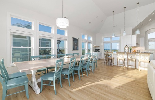 Pine Island House | 🌊 Ultra-Luxury OCEANFRONT | Private Heated Pool🏖️Hot Tub & Unmatched Views!