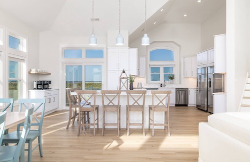 Pine Island House | 🌊 Ultra-Luxury OCEANFRONT | Private Heated Pool🏖️Hot Tub & Unmatched Views!