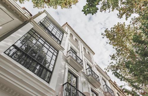 Museo Hotel | Uma Suites Parada del Marqués