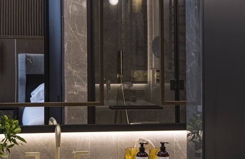 Rome City Centre Hotel | Umiltà 36
