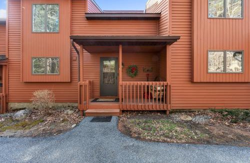North Creek House | Uncas 16N - Spacious & Scenic Townhome