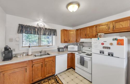 North Creek House | Uncas 16N - Spacious & Scenic Townhome
