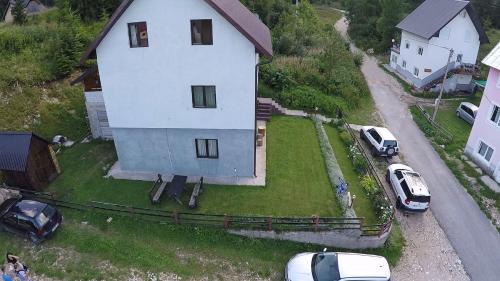 Zabljak House | Underwoods Žabljak Guesthouse
