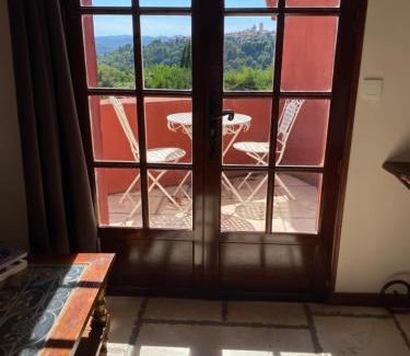 Saint-Paul-de-Vence Bed & Breakfast | Une Maison à Saint-Paul de Vence