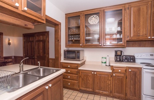 Ephraim House | Unequaled Location next to Wilsons Ice Cream Parlor on Ephraim's Harbor and dock