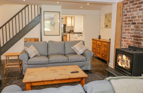 Hendrerwydd House | Unforgettable Escape: Glan Clwyd Isa - Book the Whole Site!