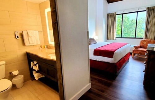 Tanglewood Cabin | Unicoi State Park & Lodge