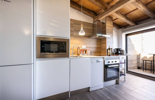 Old Town Apartment | Unik Vacation Panoramic