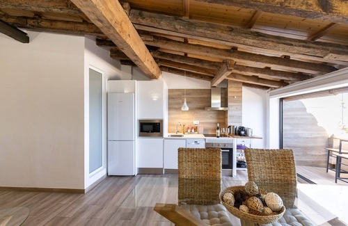 Old Town Apartment | Unik Vacation Panoramic
