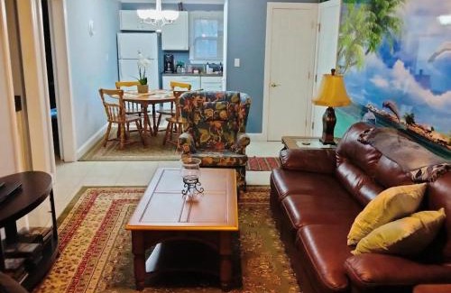 Surfside Beach Villa | Unique 2 Bedroom/2 Bath Condo in Myrtle Beach