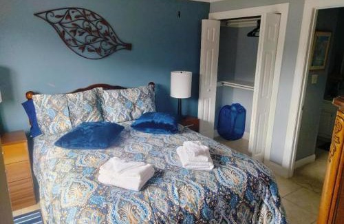 Surfside Beach Villa | Unique 2 Bedroom/2 Bath Condo in Myrtle Beach