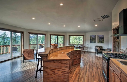 Coeur d'Alene House | Unique 40 Acre Nature Retreat w/Trails & Views!