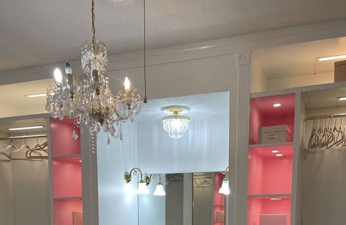Newington Condo | Unique condo near hartford