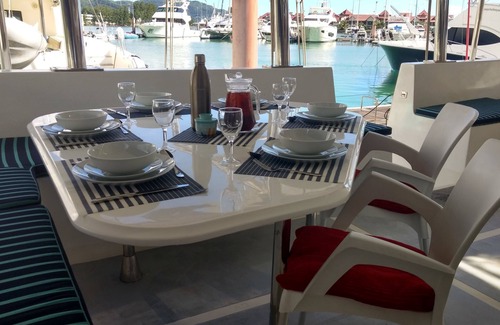 Mahe Island Boat Rental | Unique & Fun Accommodation on a Boat in Paradise.