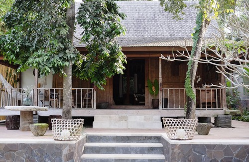 Babakan Cottage | Unique Gladak House in Canggu Resort