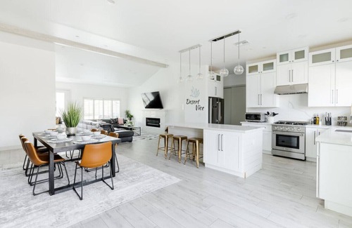 Cox Heights House | Unique Old Town Scosttdale Home w/Heated Pool
