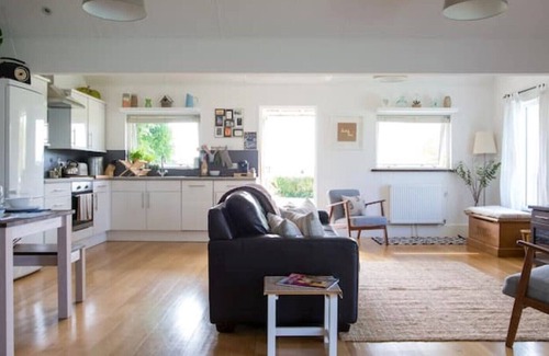 Oving House | Unique rural eco house, with seasonal shared pool & tennis court
