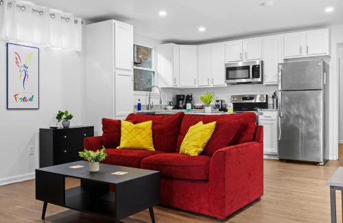 Phoenix Hill Apartment | Unique Shipping Container Retreat: Six 1BR Units