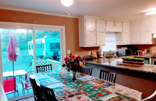 Stockbridge House | 🔺Unique Space 🔺Awesome-3BR/1.5BT/Fenced/5*Clean/Private/Safe/WiFi-TV🔺@S-ALT