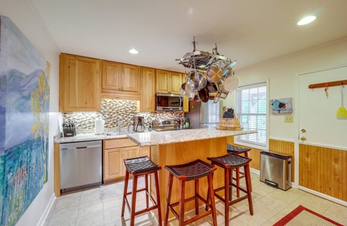 Unicoi House | Unique Unicoi Home w/Deck & Mountain Views!