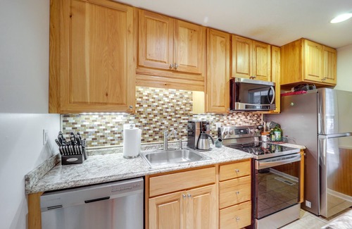 Unicoi House | Unique Unicoi Home w/Deck & Mountain Views!