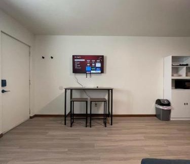 Wisconsin Dells Apartment | Unit 10 - Stand Rock Studios