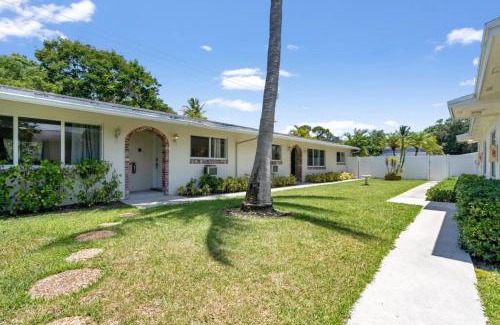Croissant Park Apartment | Unit 2 Perfect Studio in the Heart of Fort Lauderdale