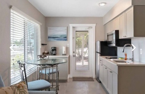 Nokomis Apartment | Unit 43: Bayside 1 Bedroom